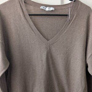 ZARA Beige Sweater | Cozy & Soft Knit